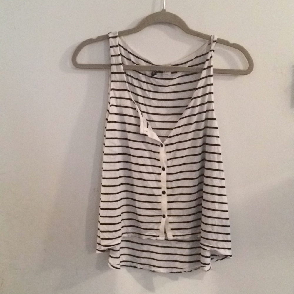 H&M Black and white stripped crop top
